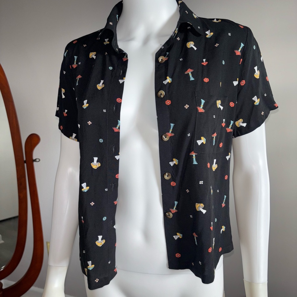 No Boundaries Black Floral Crop Top